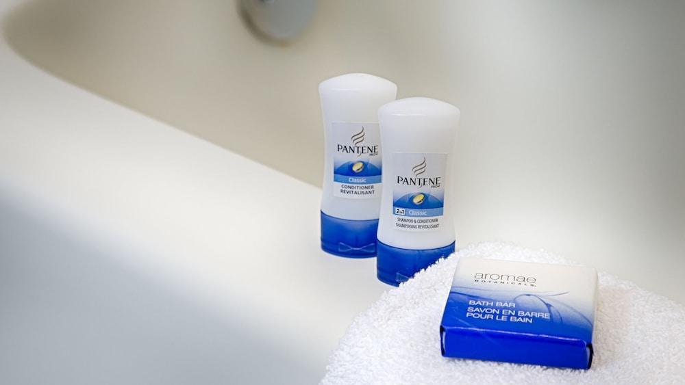 Best Western Coachlight Рола Екстериор снимка