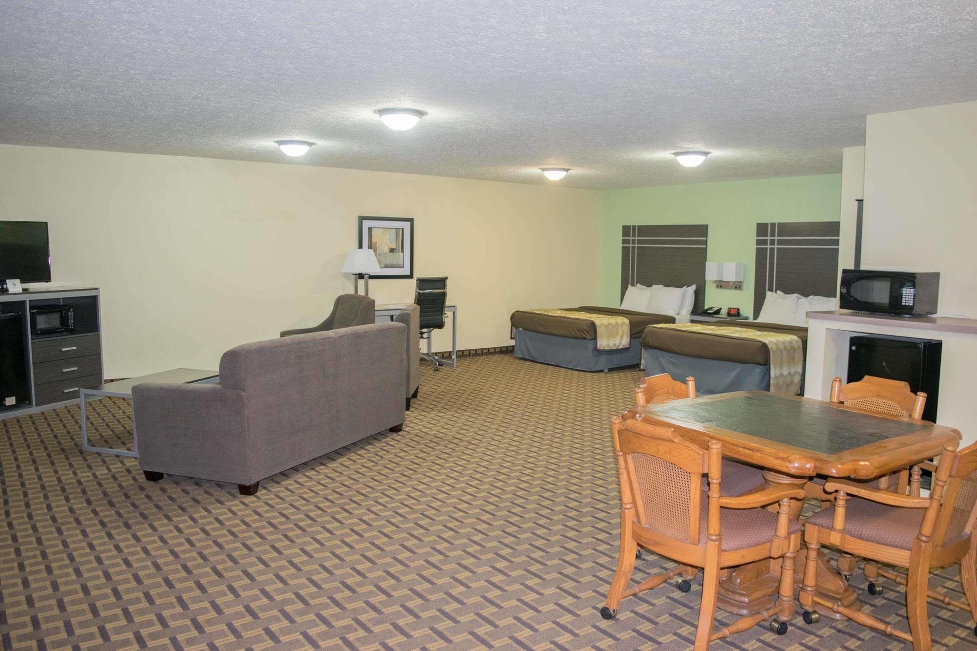 Best Western Coachlight Рола Екстериор снимка
